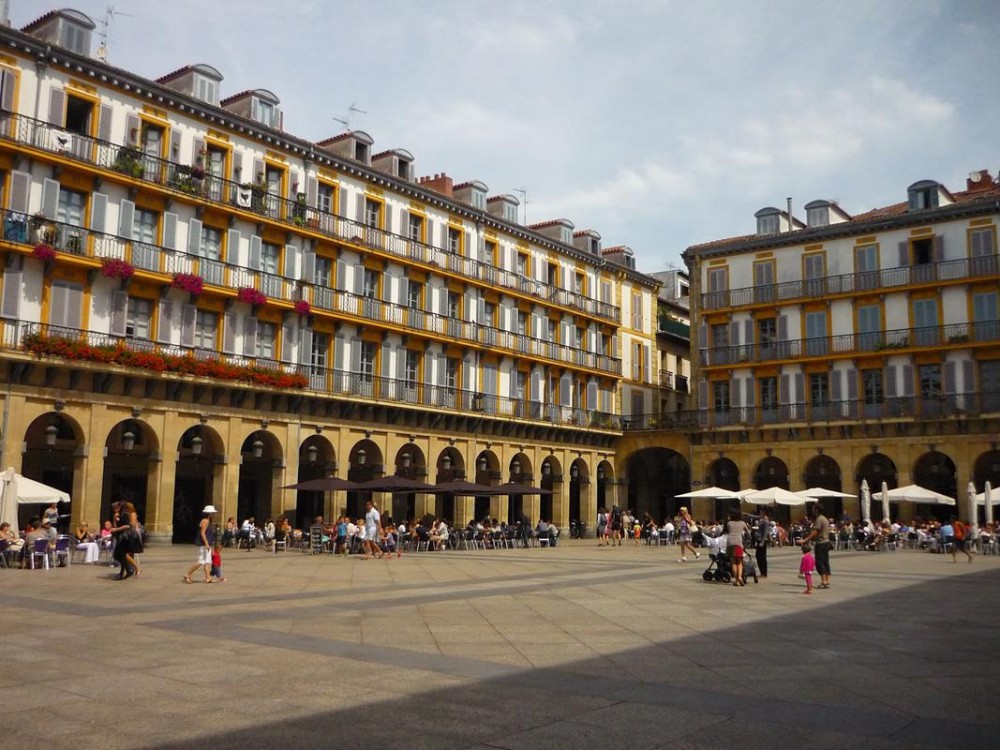 Constitution Square