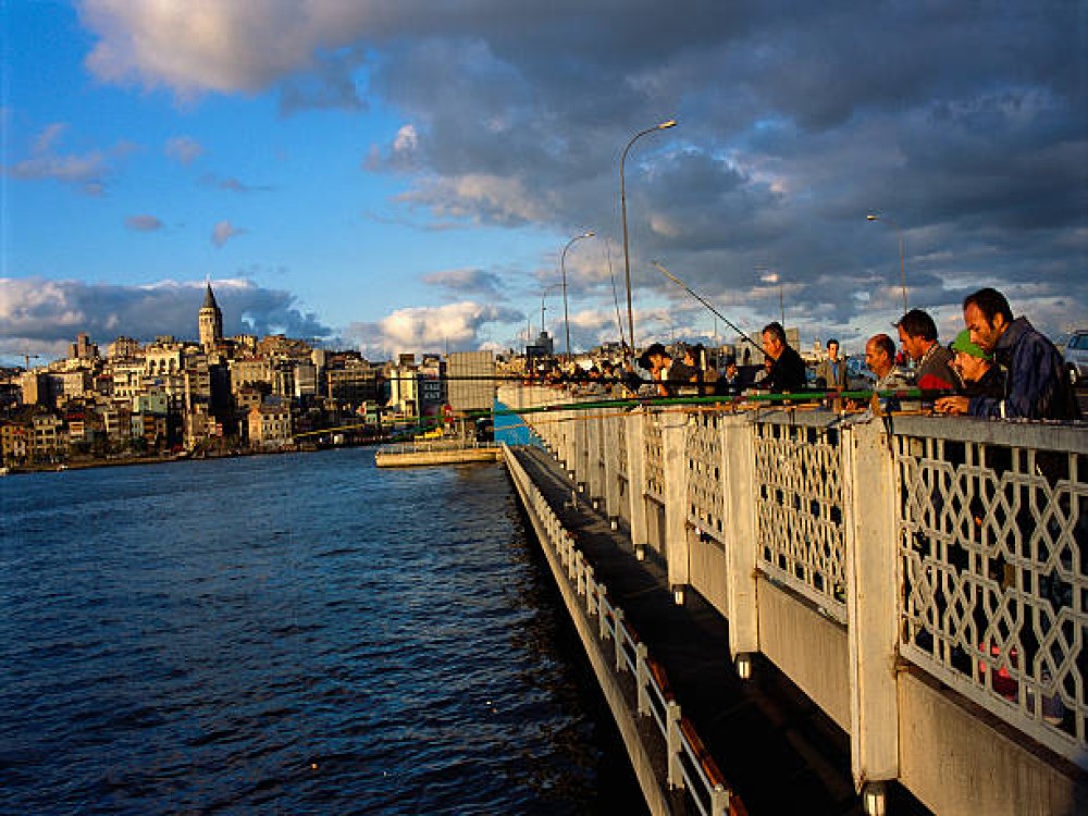 Galata Bridge (Galata Köprüsü)  