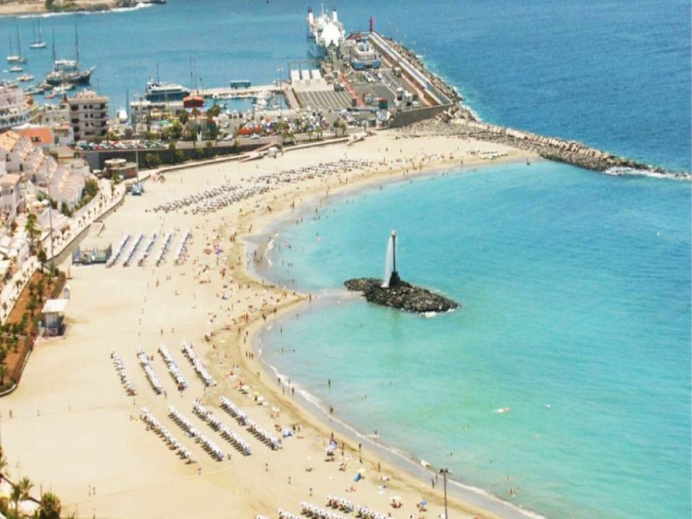 Las Vistas Beach