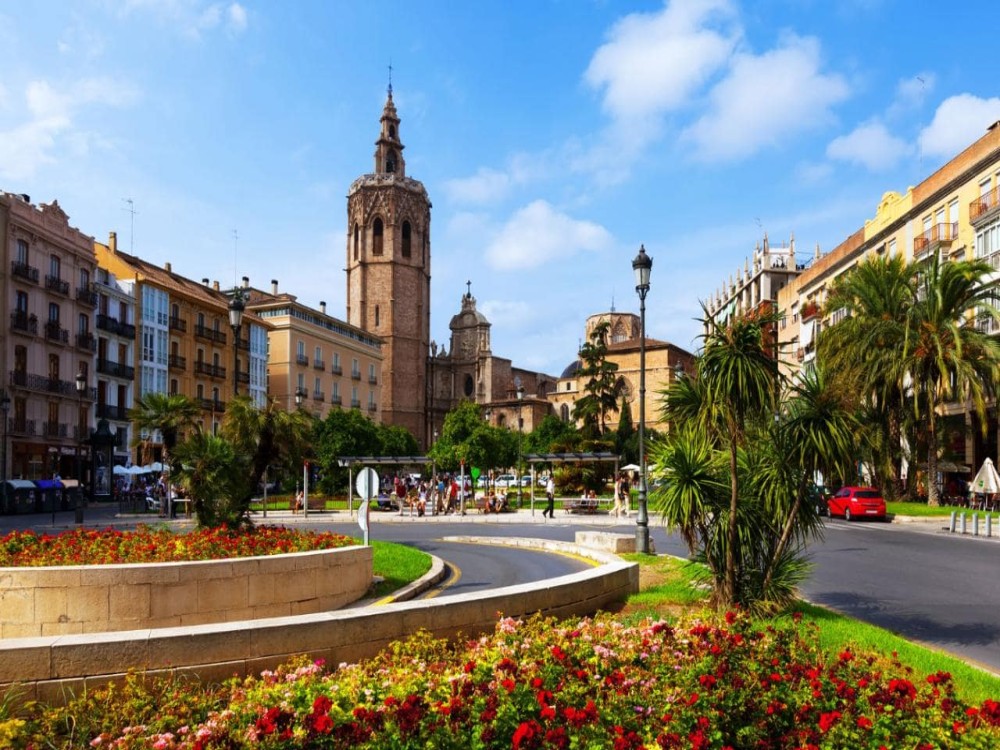 Plaza de la Reina