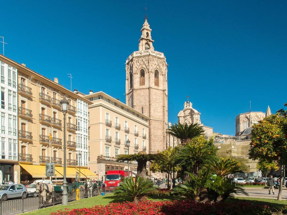 Plaza de la Reina