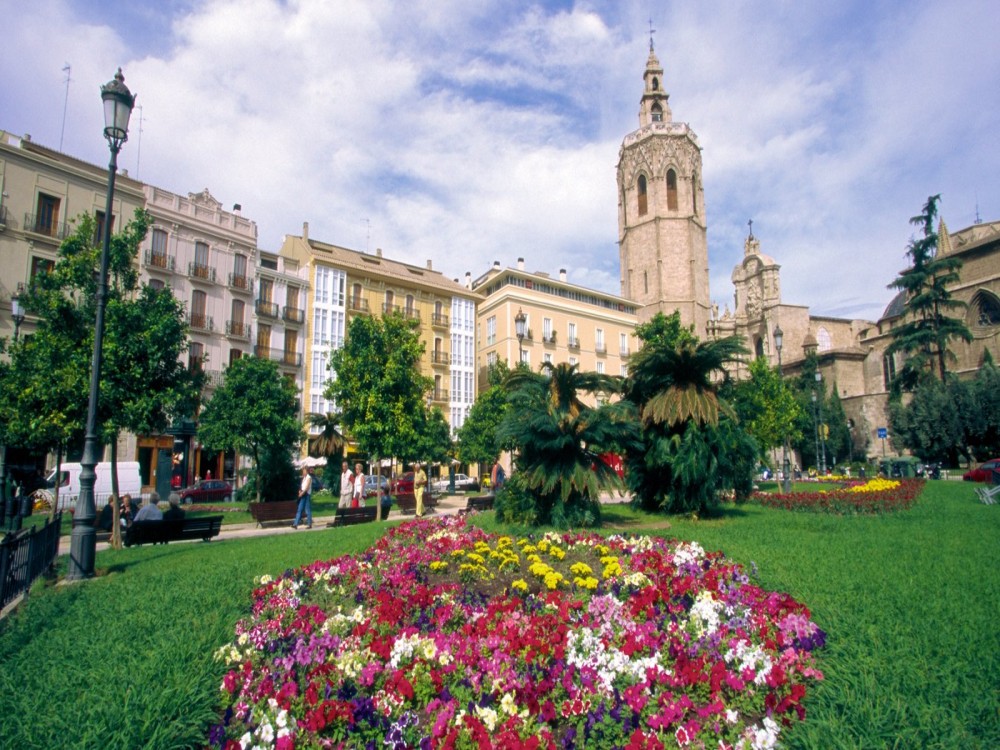 Plaza de la Reina