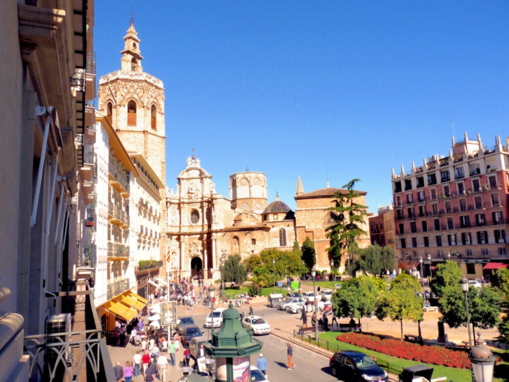 Plaza de la Reina