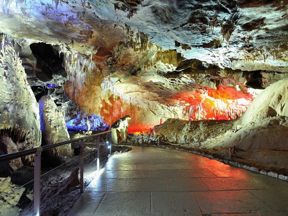 Sataplia Cave and Nature Reserve
