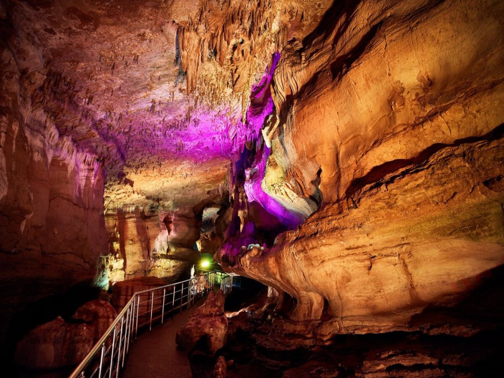 Sataplia Cave and Nature Reserve