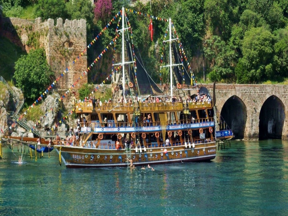 Alanya: Alanya Boat Trip | ®ExcursionMania