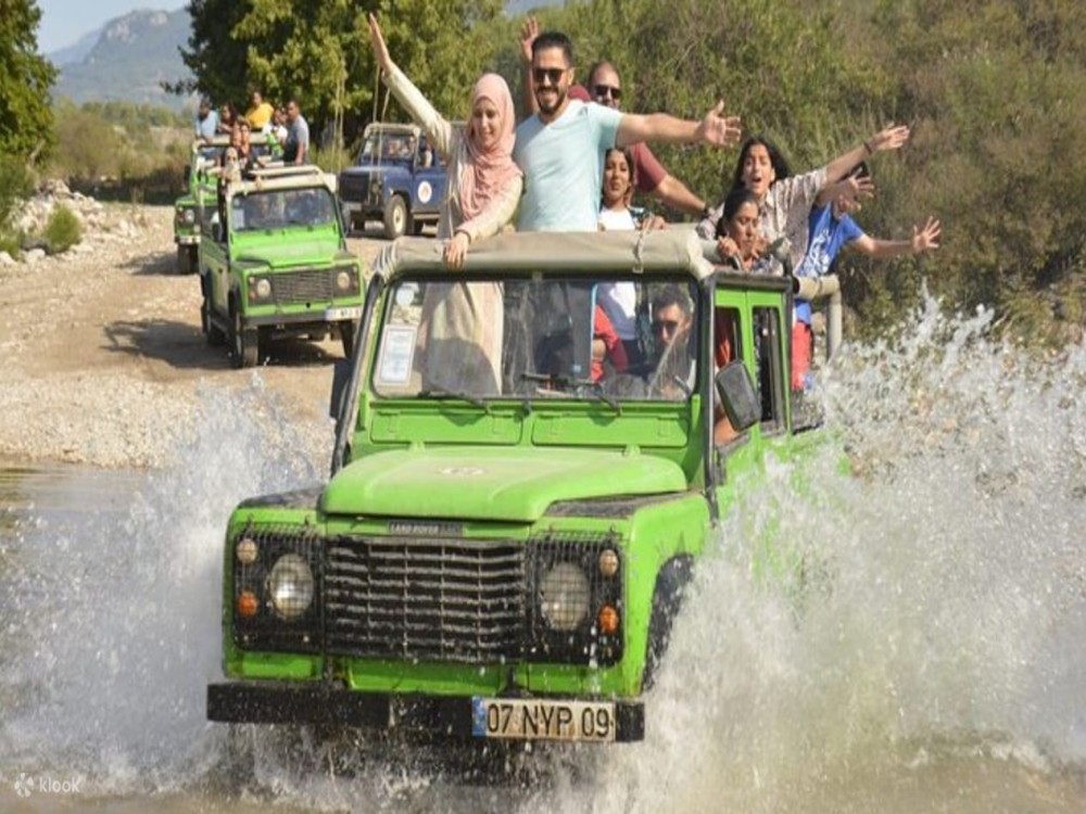 Side Jeep Safari