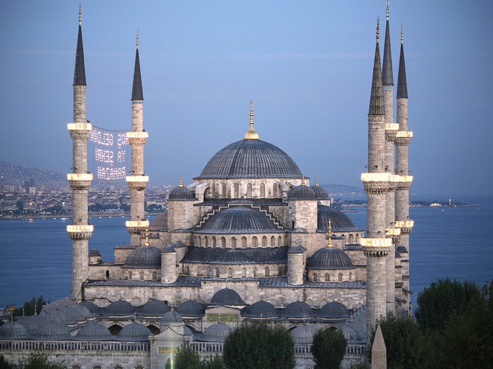Blue Mosque (Sultan Ahmet Camii)