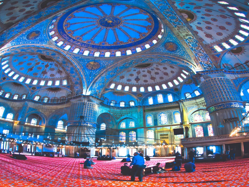 Blue Mosque (Sultan Ahmet Camii)