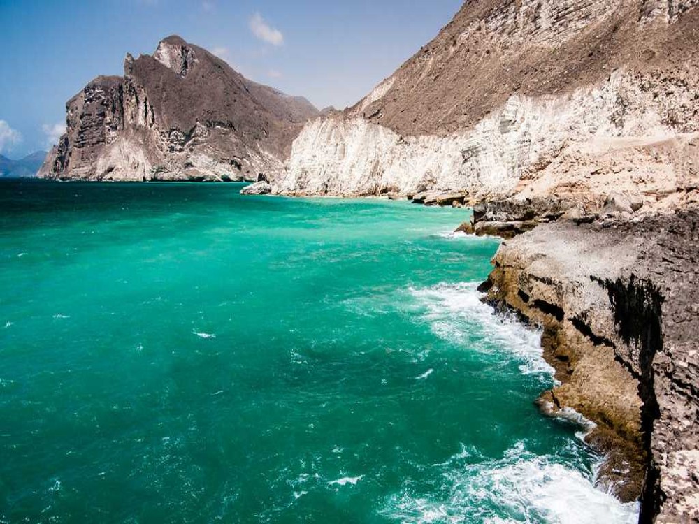 Al Mughsail Beach