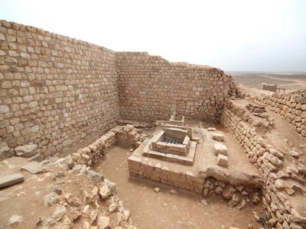 Sumhuram Old City