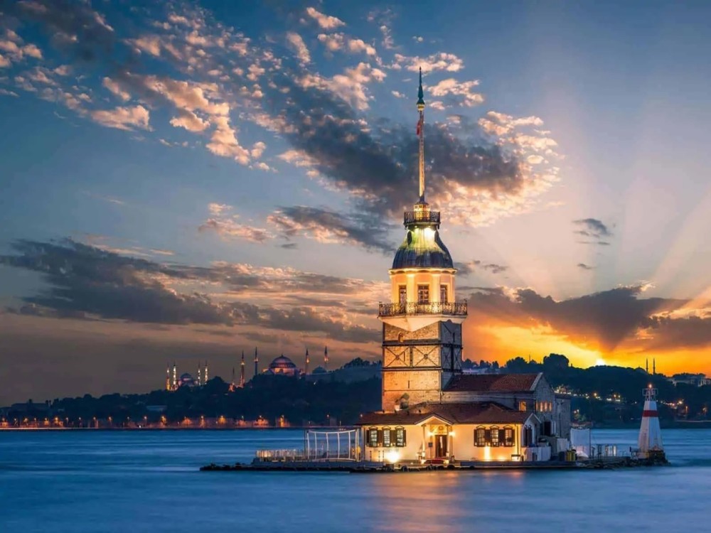 Maiden’s Tower (Kiz Kulesi)