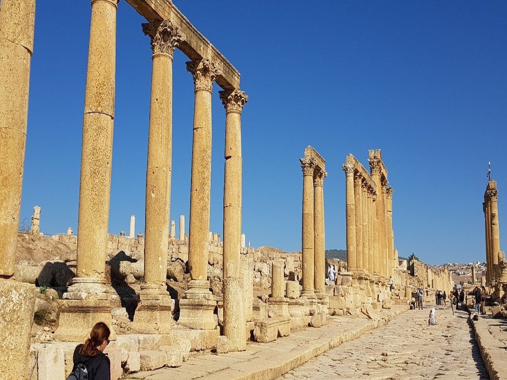 Colonnaded Street