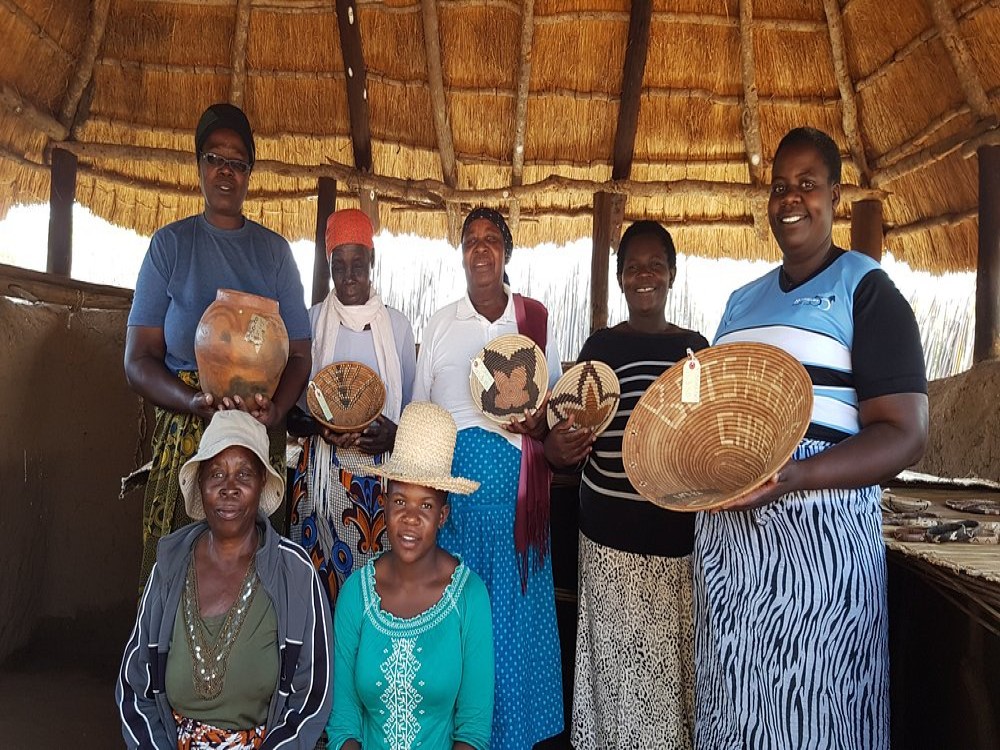 Vuche Vuche Basket Weavers