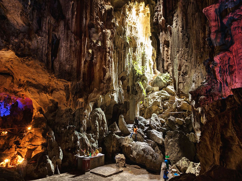 Tien Son Cave