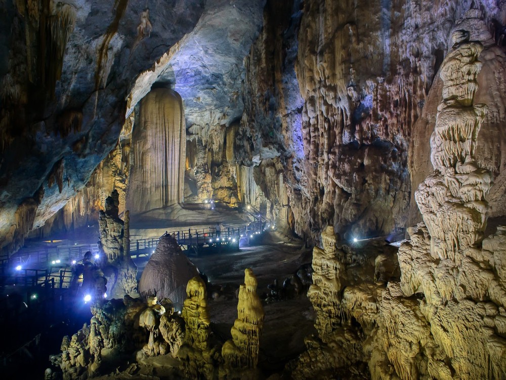 Phong Nha Tour To The Caves