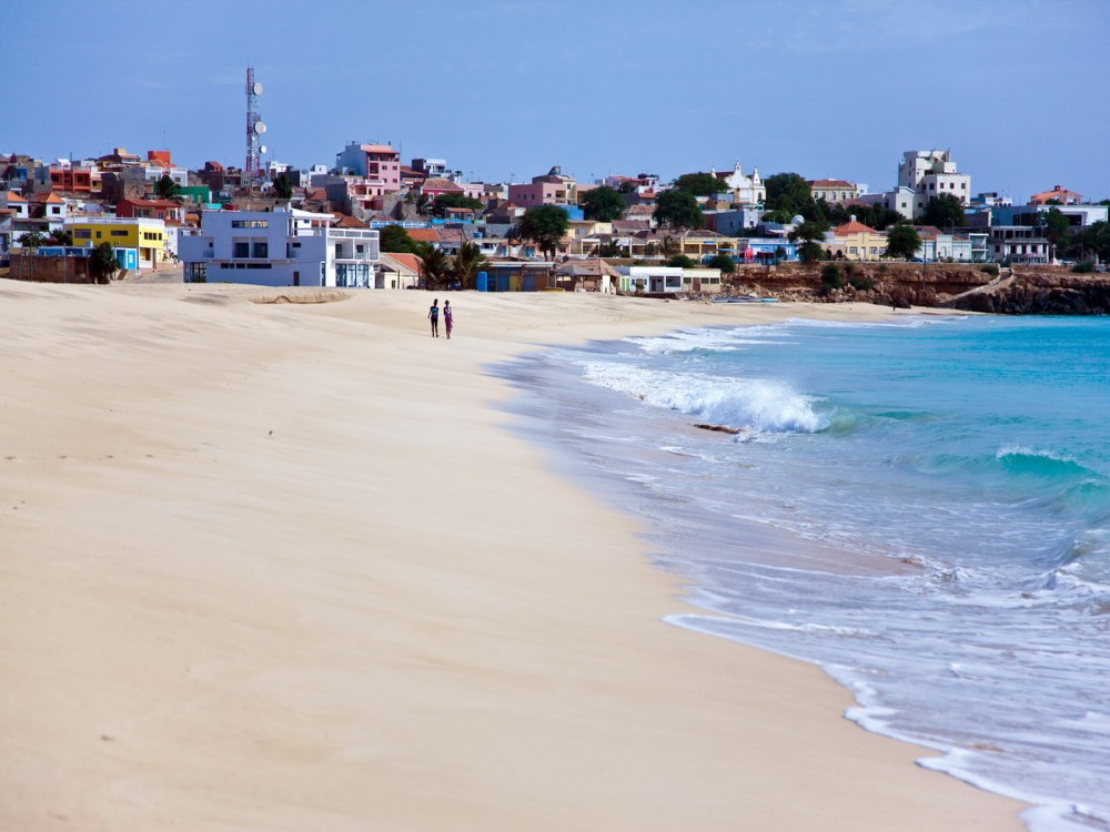 Tropical Maio