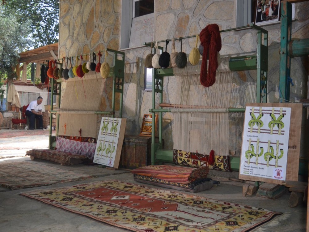 Etrim Village