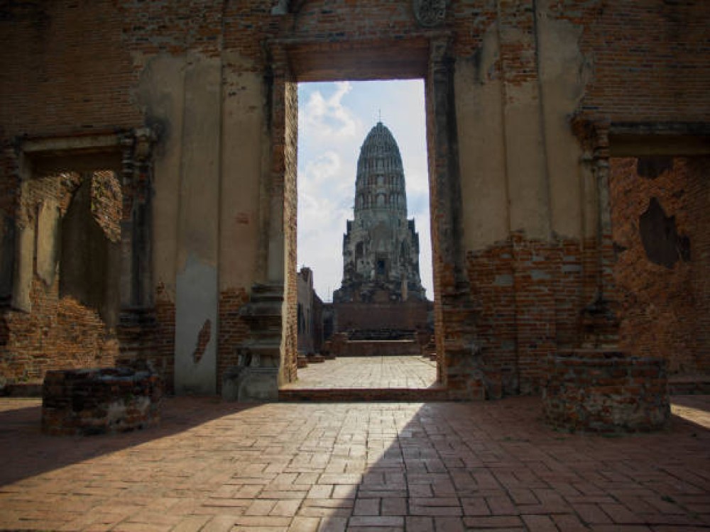 Wat Ratchaburana (Temple of the Royal Restoration)