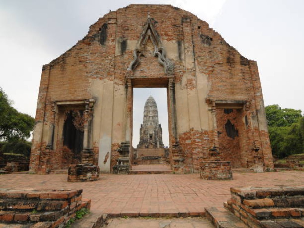 Wat Ratchaburana (Temple of the Royal Restoration)
