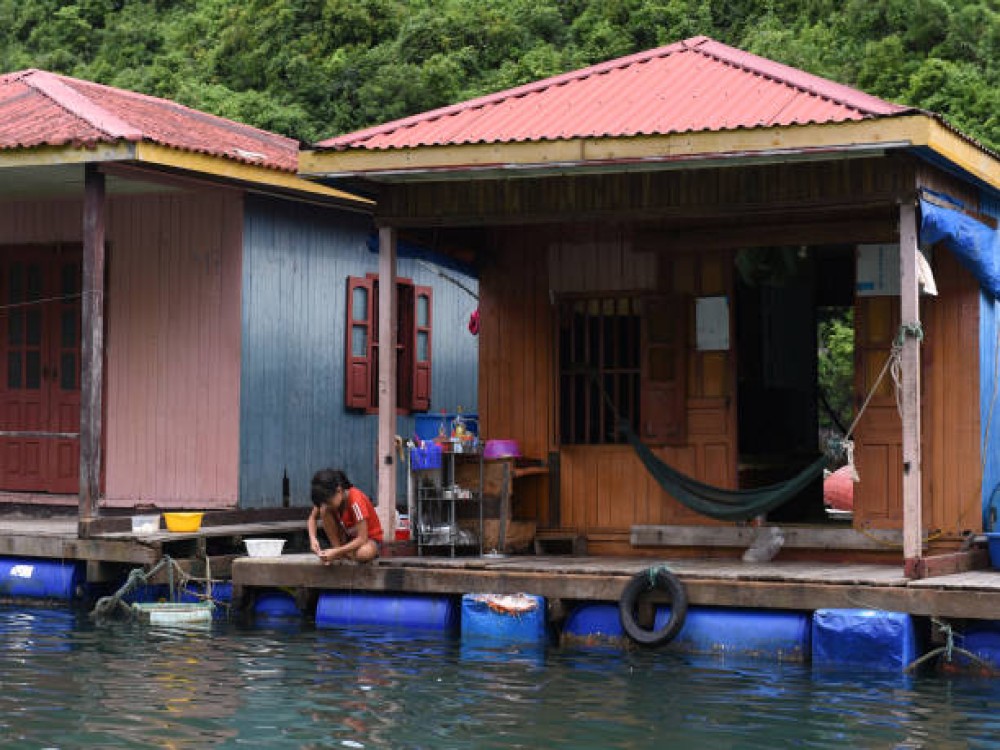 Cua Van Floating Village