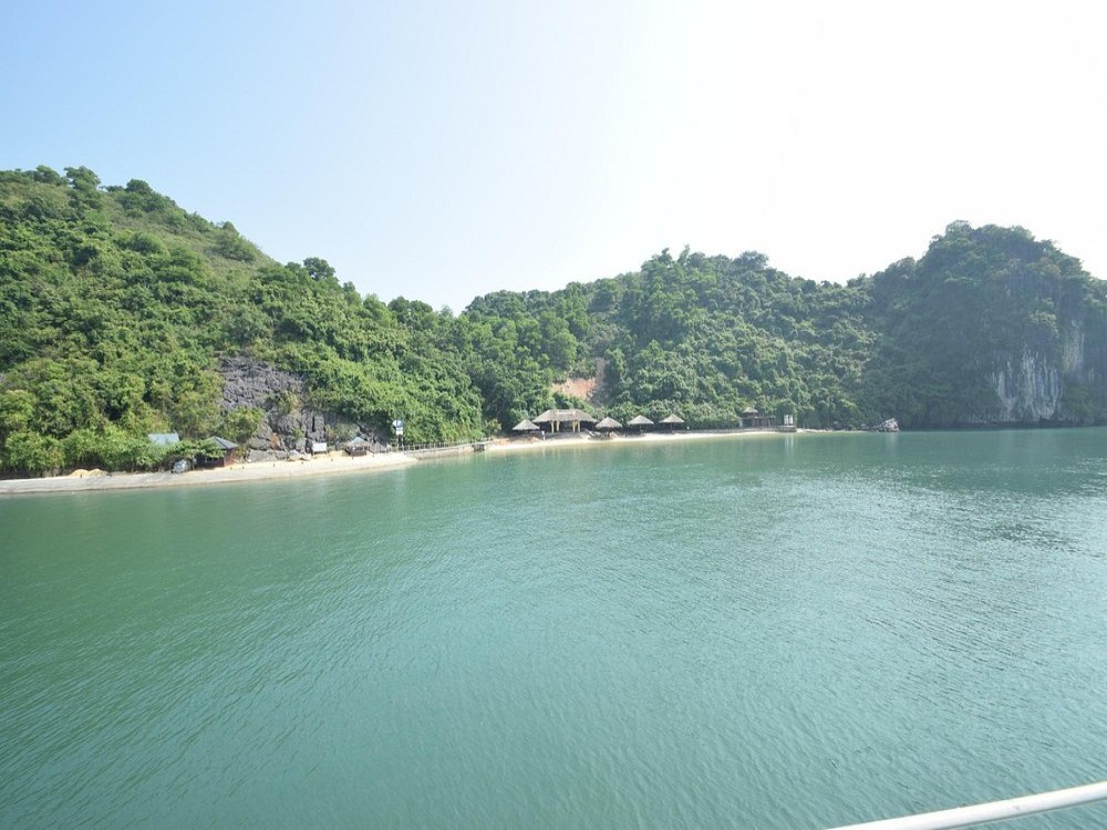 Bai Chay Beach