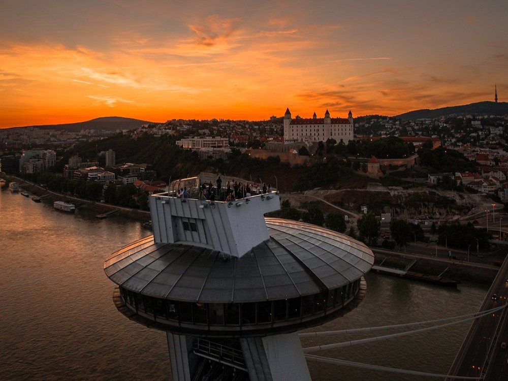 UFO Observation Deck