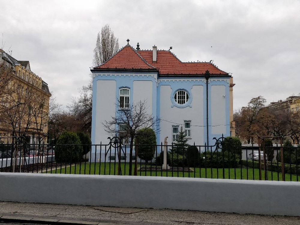 Modry Kostol