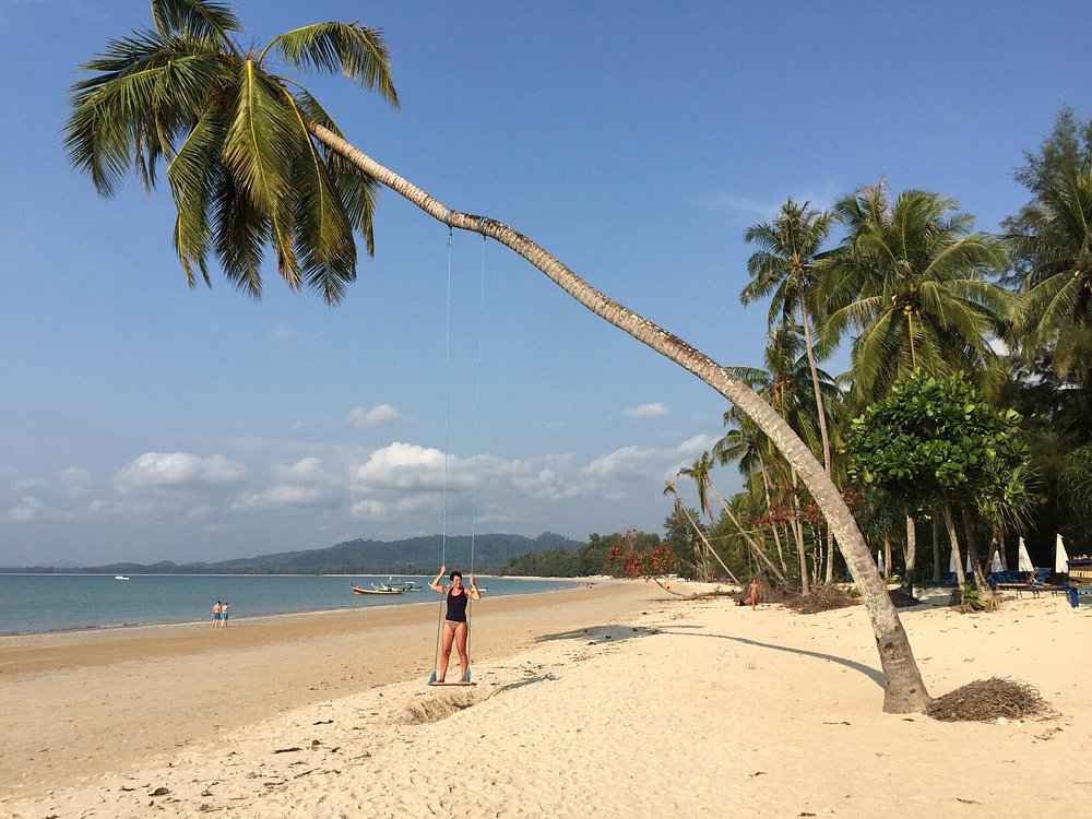 White Sand Beach