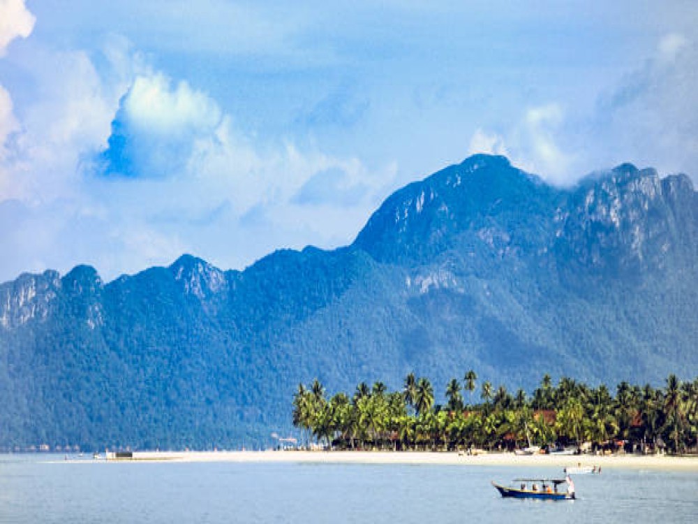 Cenang Beach