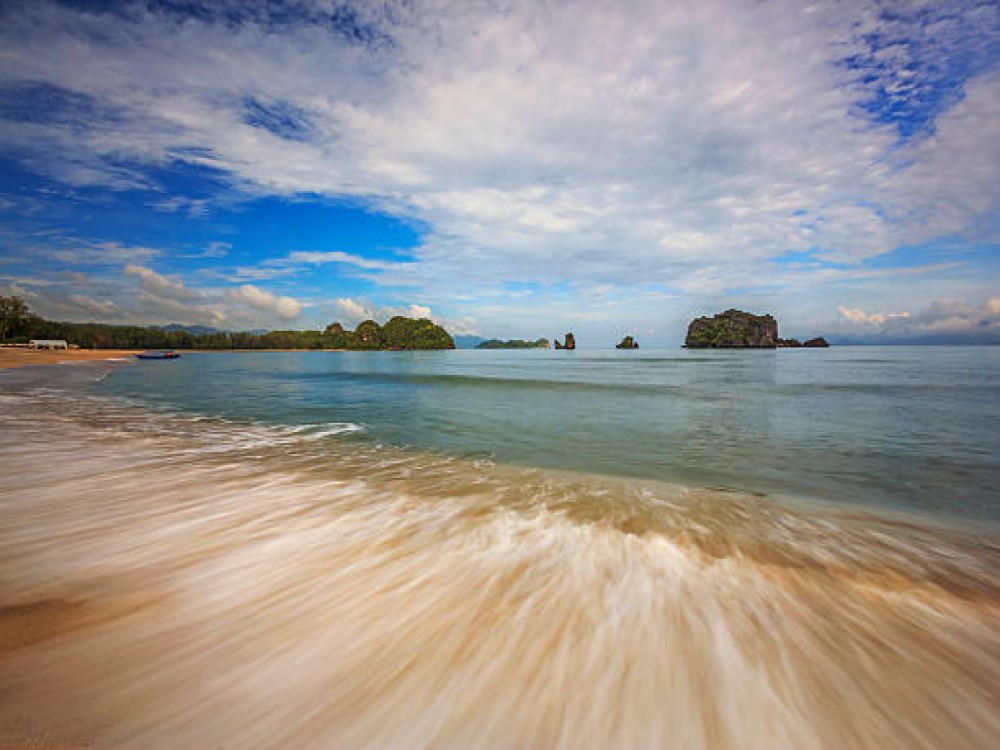 Tanjung Rhu Beach