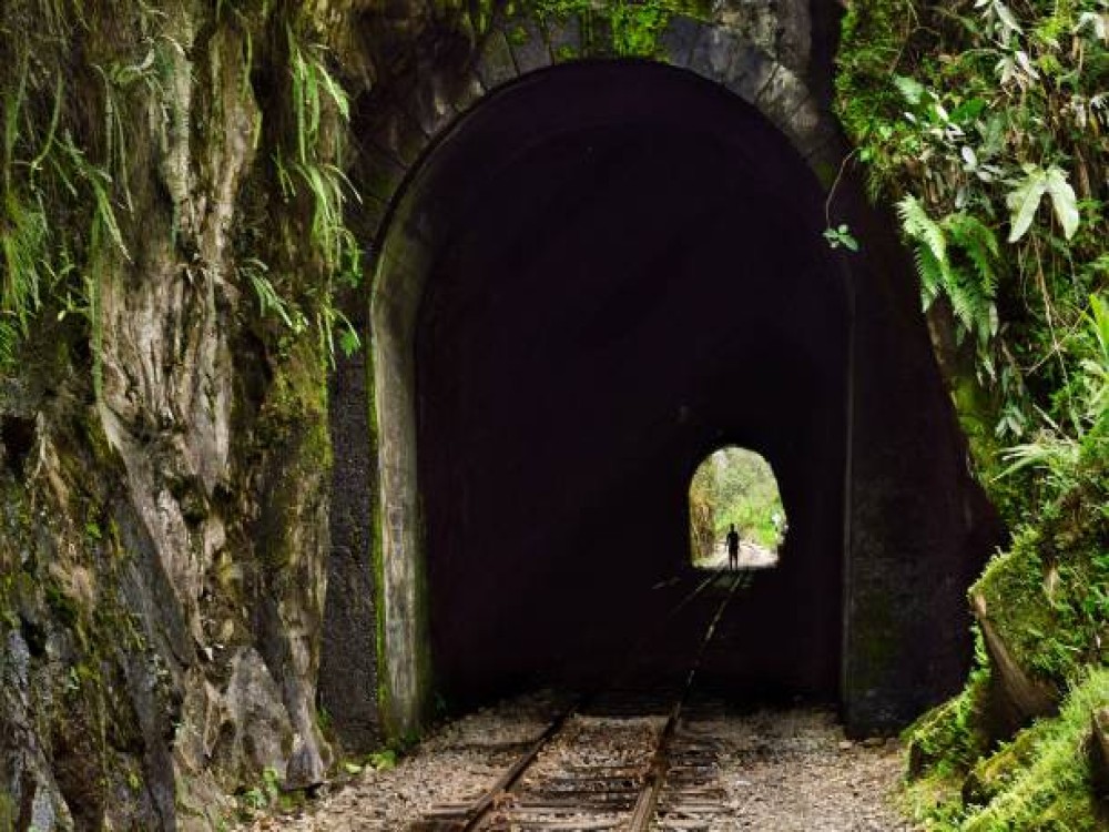 Tatare Tunnels Walk
