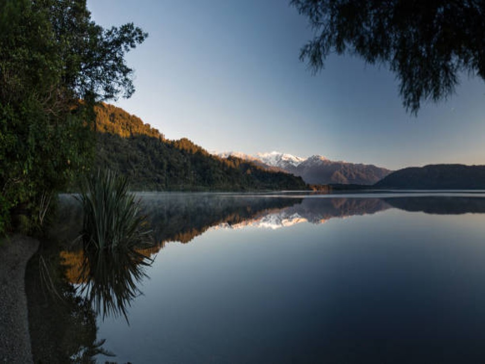 Lake Mapourika