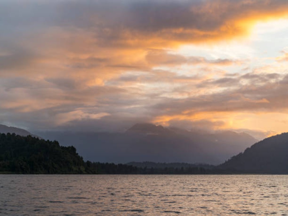 Lake Mapourika