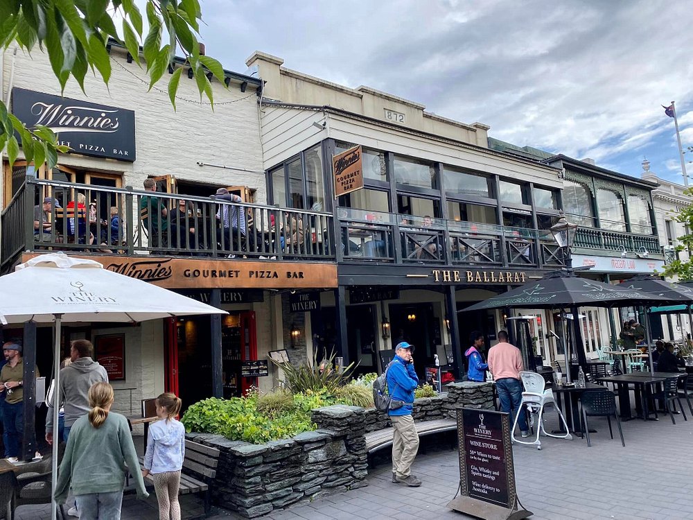 Queenstown Mall