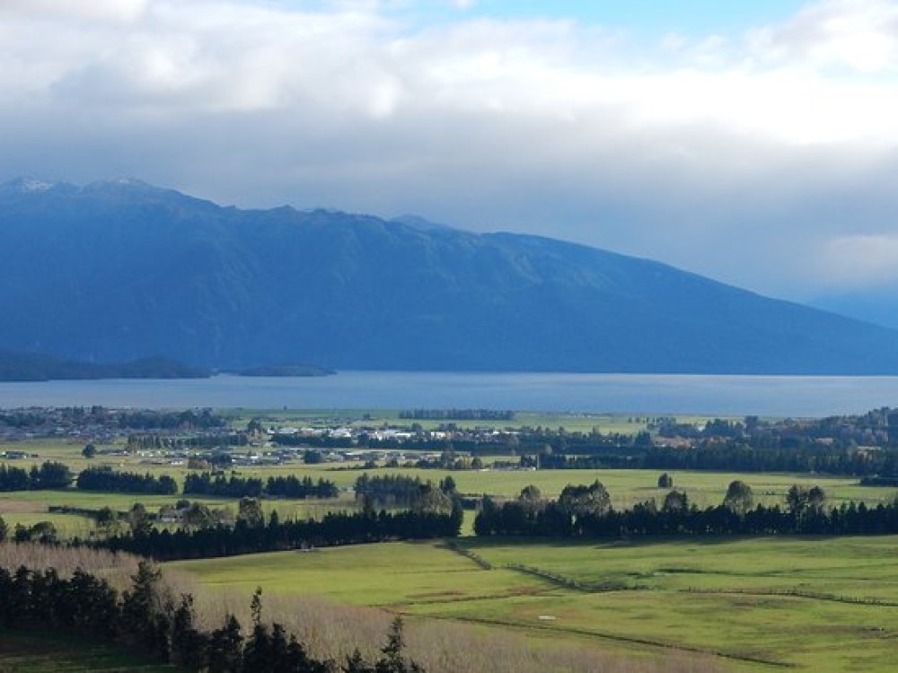 Te Anau Lion Lookout Point