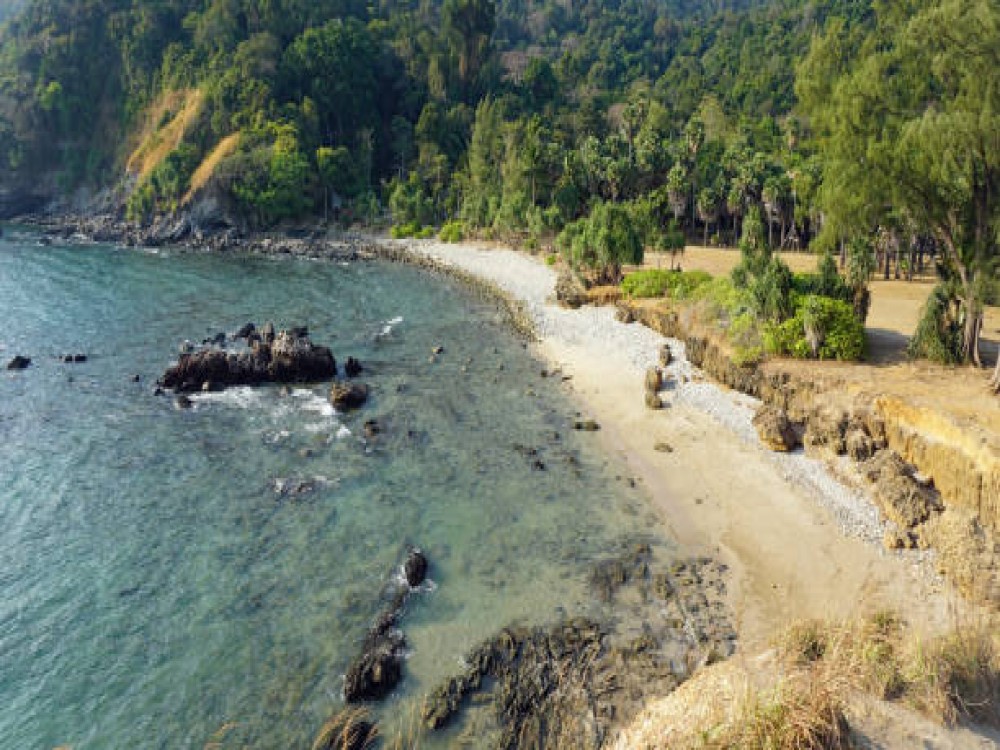 Ba Kacem Beach