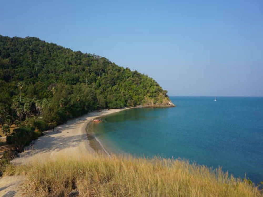 Ba Kacem Beach