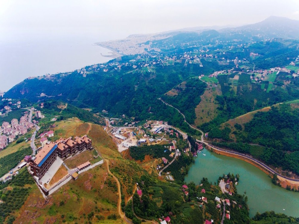 Sera Lake