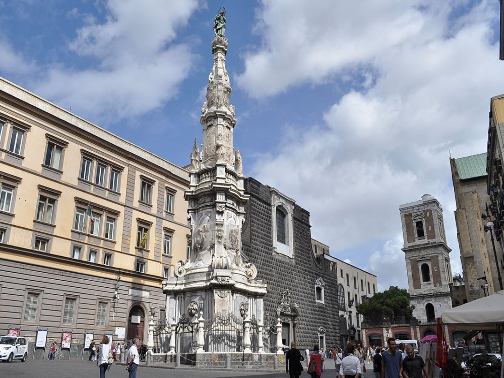 Naples Historic Center