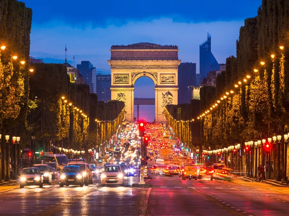 Champs-Elysees
