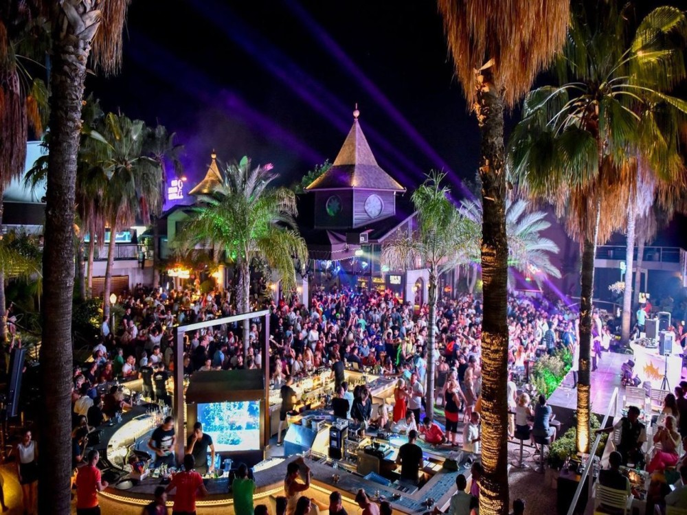 Is Antalya good for nightlife?