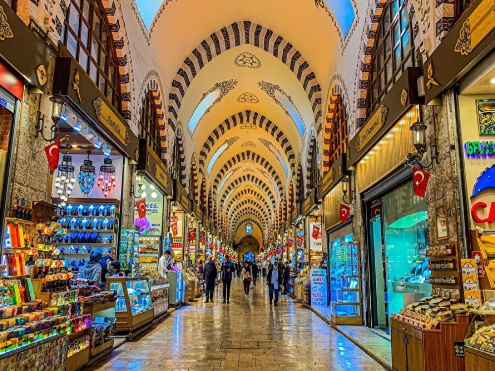 What should I buy in Istanbul?<