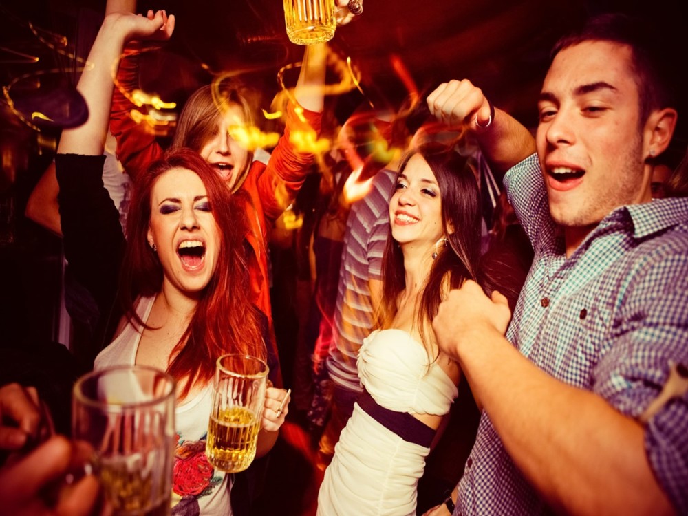 Is Icmeler good for nightlife?