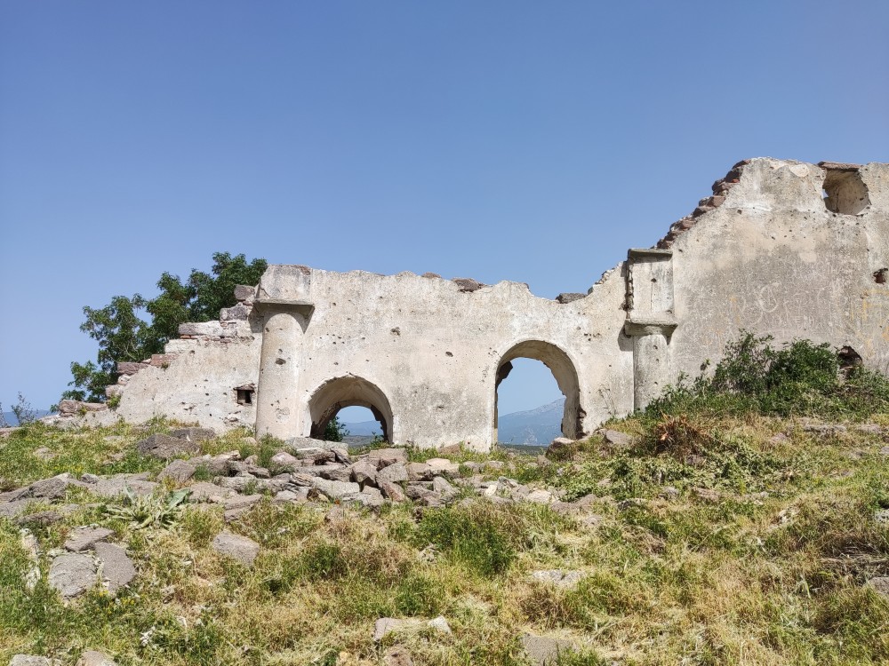 Cultural Escapes: Day Trips from Çeşme to Explore History and Traditio
