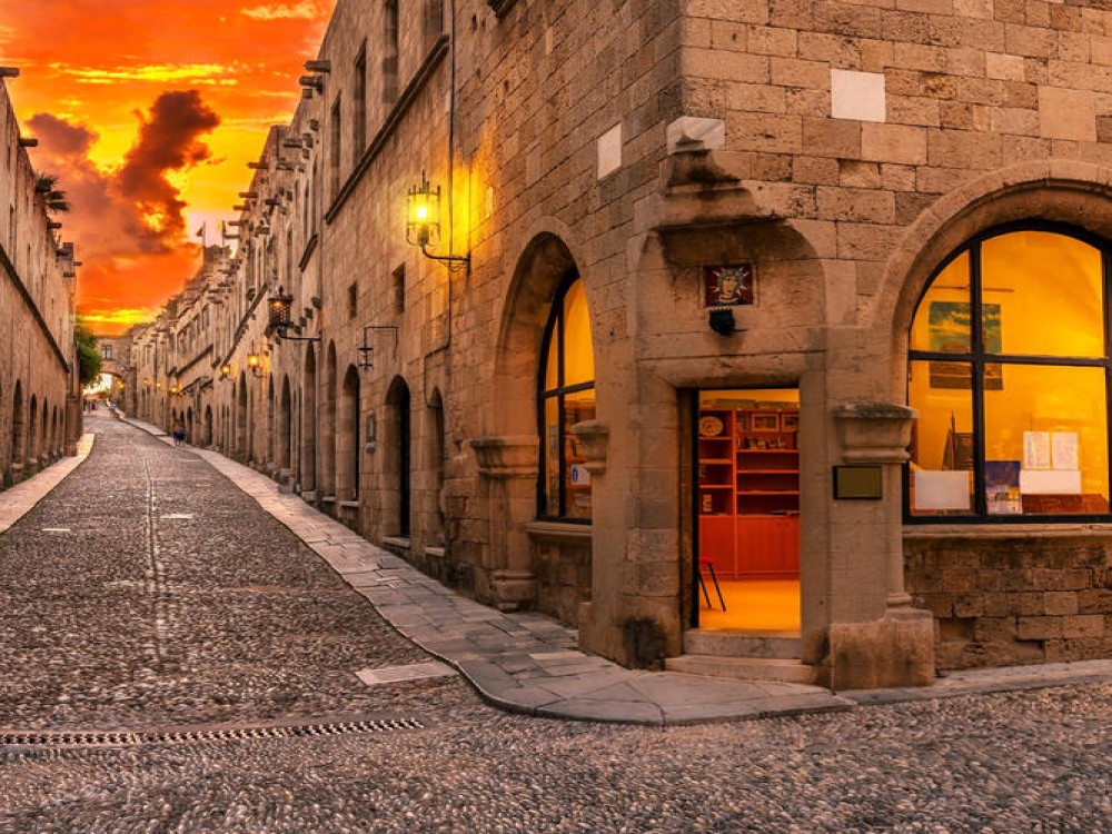 Exploring Medieval Rhodes: A Walk Through History