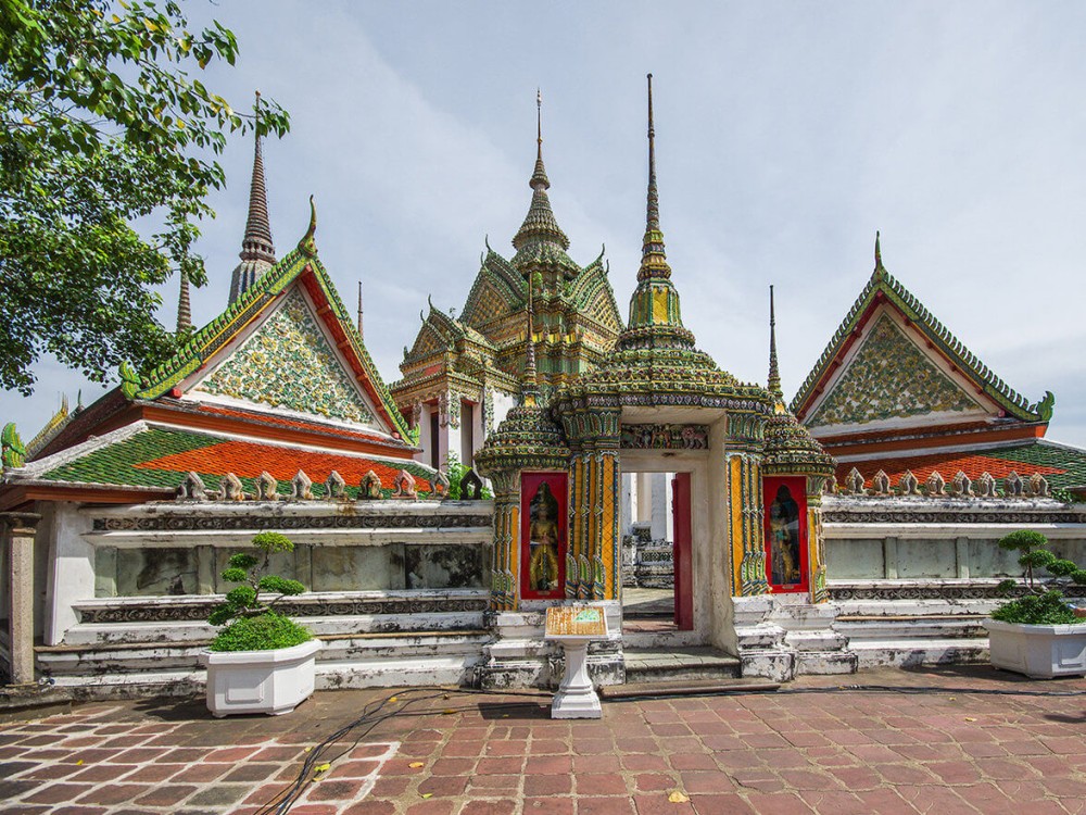 Temple of the Reclining Buddha (Wat Pho)