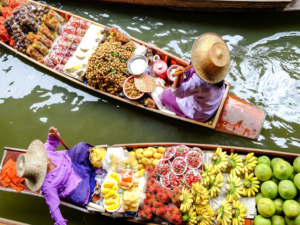Damnoen Saduak Floating Market