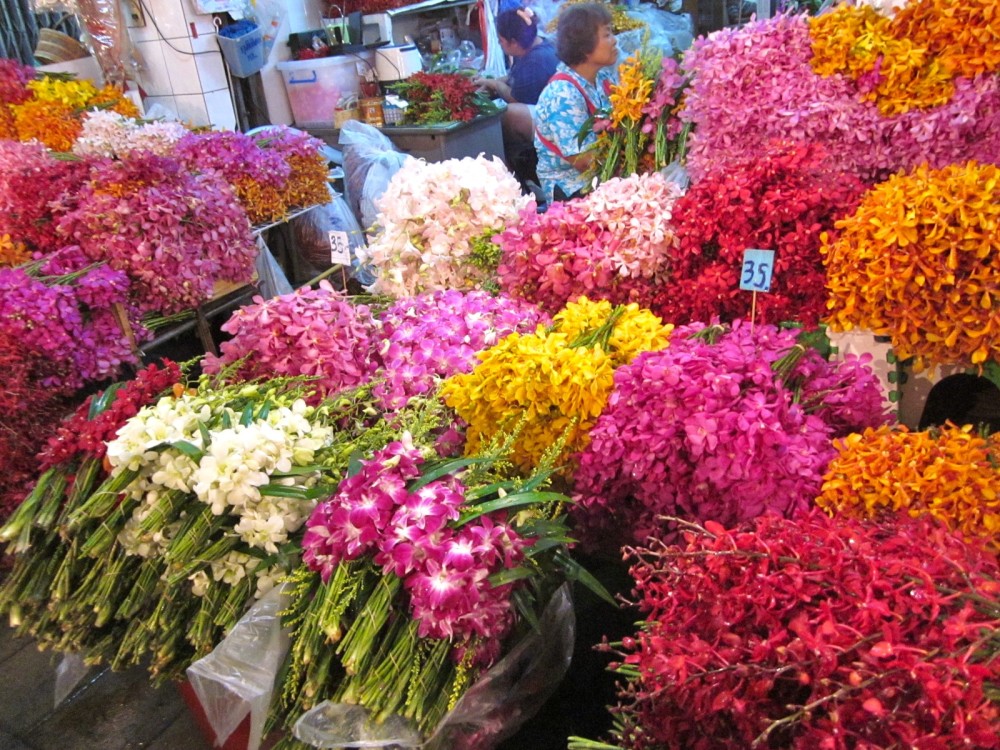 Pak Klong Talad Flower Market