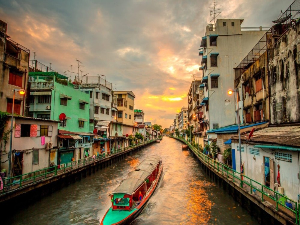 Khlong Saen Saep